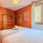 One Bedroom Close To Amenities Apartamento Roubaix